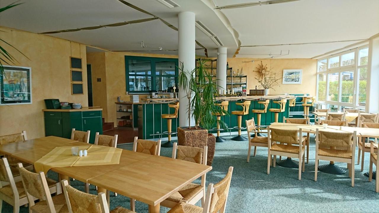 Mueritzparadies - Feriendorf Alte Fahrt Rechlin Eksteriør billede