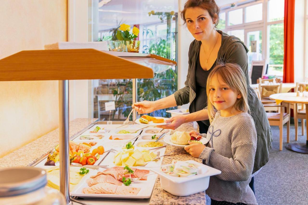 Mueritzparadies - Feriendorf Alte Fahrt Rechlin Eksteriør billede